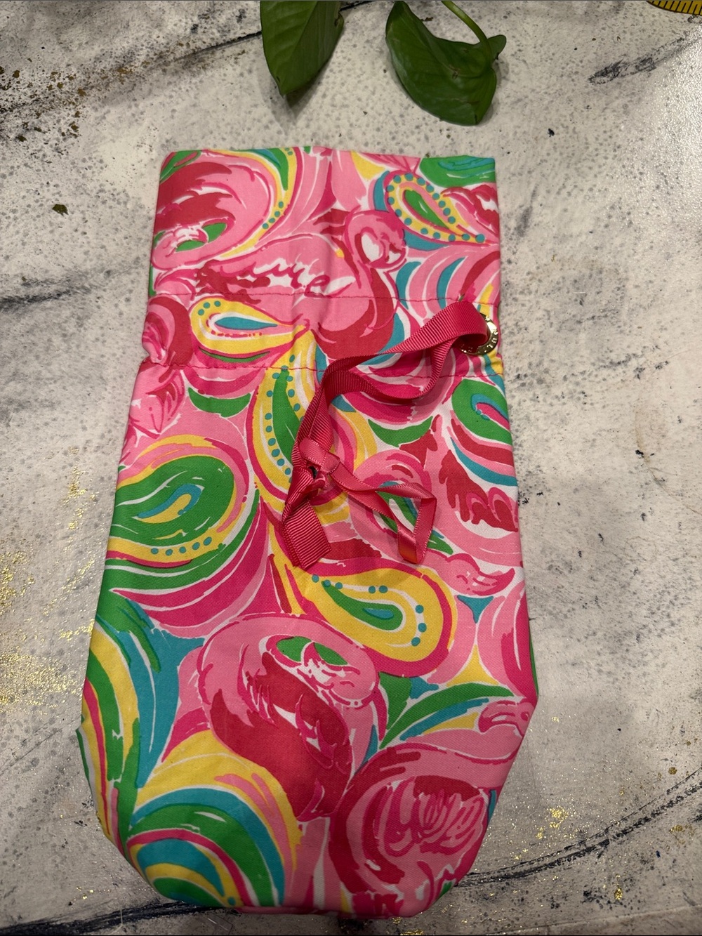Lilly Pulitzer Pink Multi Swirl Print wine holder